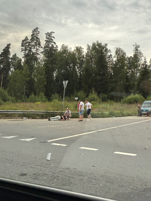 Огромная авария по трассе М7 в сторону Владимира, около...