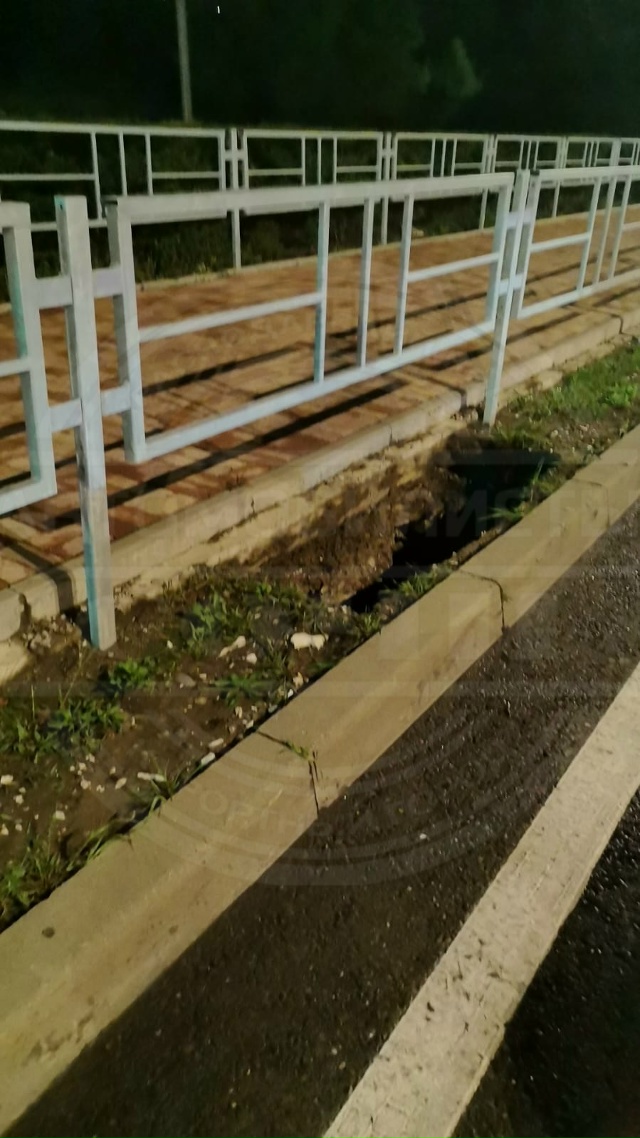 Новый тротуар на Пластунской не выдержал проверки реа?...