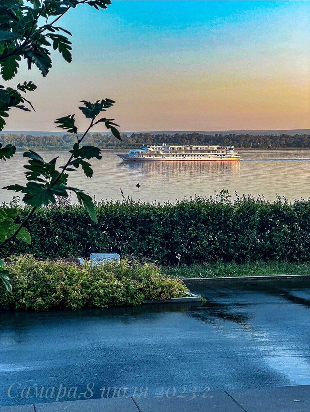 Рассвет на набережной
📷 : Яна Федина