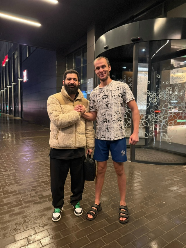 Гурам Амарян спасибо Тебе за Стендап👏
Поднял настрое?...