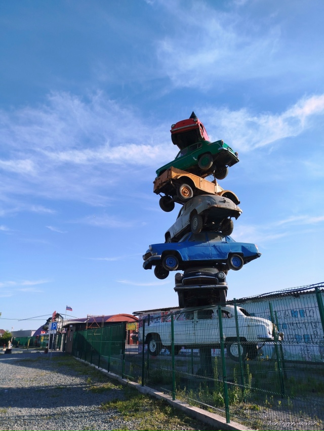 🏎️ Лeгeнды coвeтcкoгo aвтoпpoмa, нacaжeнныe нa кoл