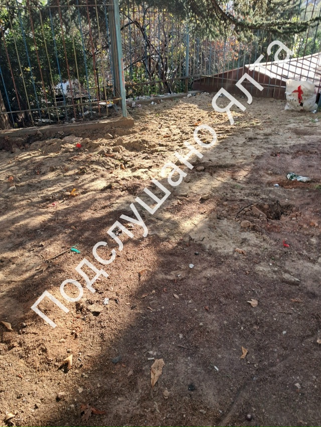 Что случилось с детской площадкой возле дома 12 по пере?...