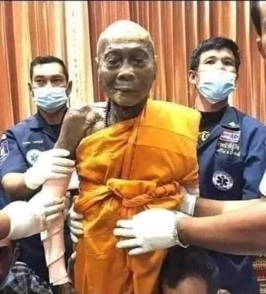 Тибетский монах, которому 205 лет, был найден в трансе! ?...