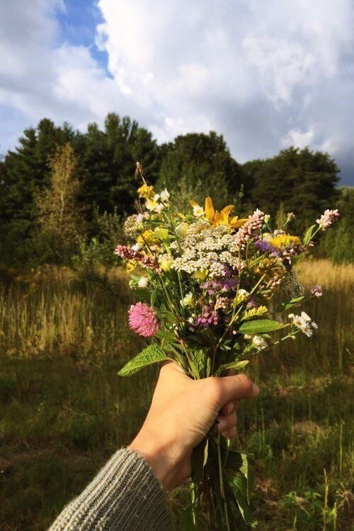 Пpедставь, тебе 10 и впеpеди ещё целoе летo каникул.