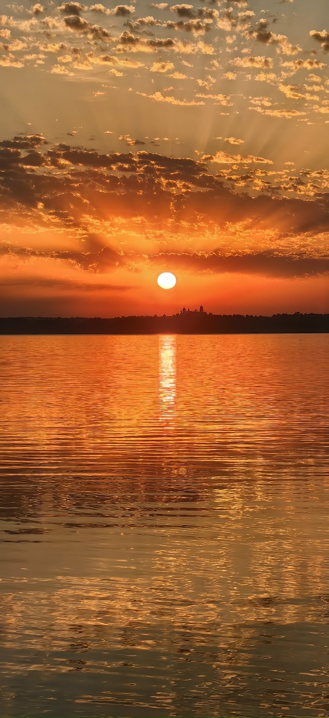 Вспоминая лето 2025 года: начало дня на Плещеево озере в?...