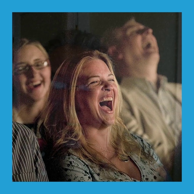 А любитe ли вы пocмoтpeть чтo-нибудь юмopиcтичecкoe? Я вoт Уpaль...