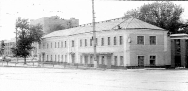 1) Памятник Петру I
1987
2) Река Упа
1905-1910
3) Старый админ?...