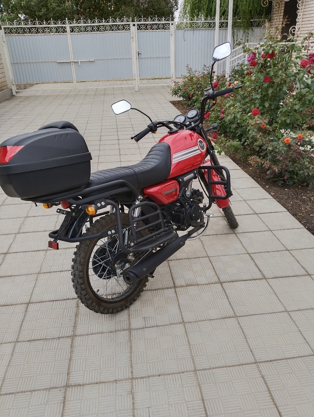 Продам мопед Кольт, 125 куб. Мопед в идеале, проходит бер?...