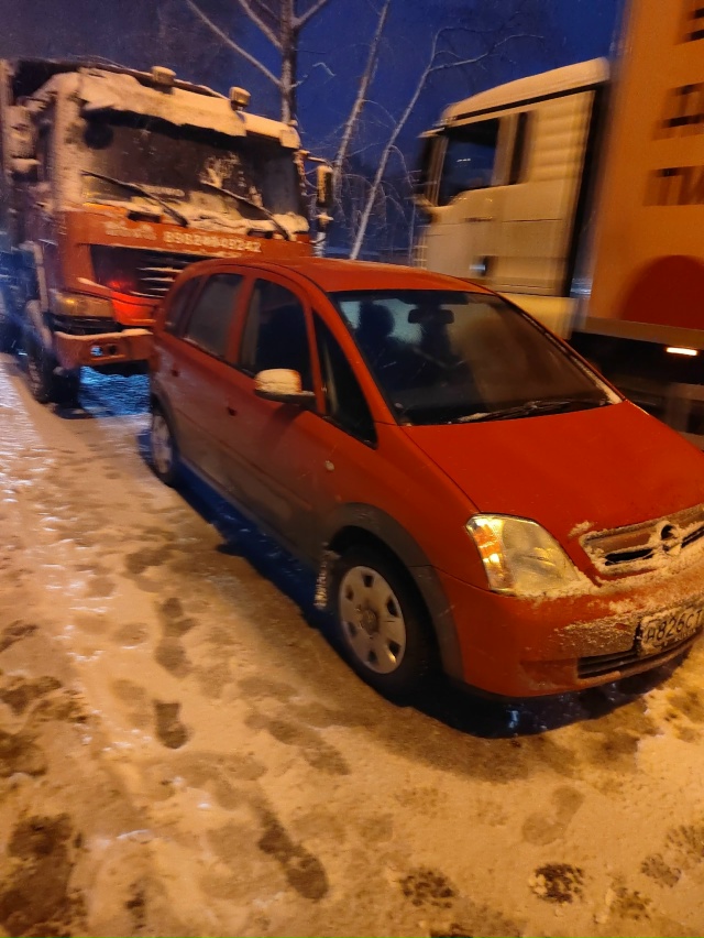 Ищу сведетеля только что по направлению в сторону гшм ?...