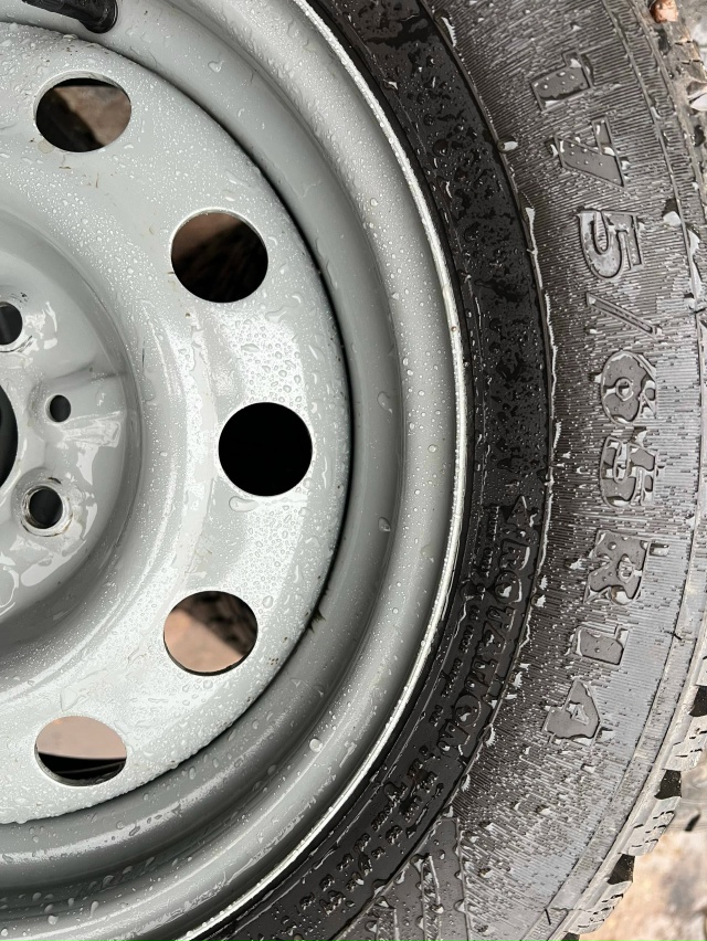 R14 4×98
Продам новый комплект зимних колес (пробег 5 тыся...