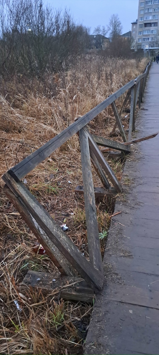 Вода, вода... Это всё понятно, меня это тоже бесит неимов...