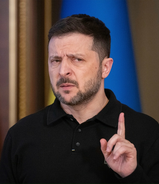 По данным Financial Times, коррупционный скандал вокруг «Энер...