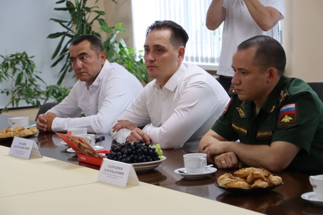 Волонтеры Нефтекамска и Агидели: жизнь в разных города...