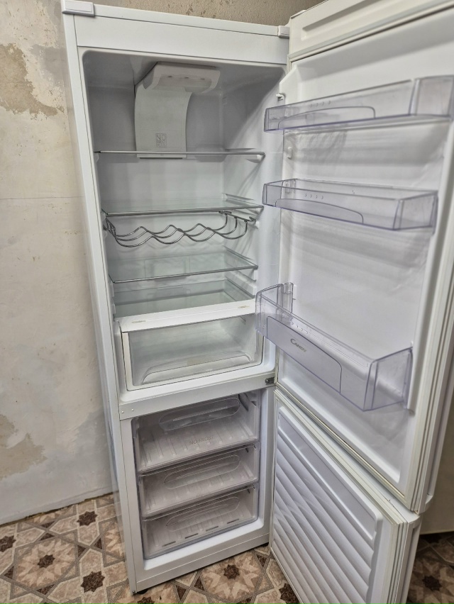 Анонимно.Продам полностью рабочий в хорошем состоянии...