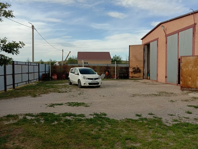 Продам или сдам в аренду гараж
140кв.м со всеми подключе?...