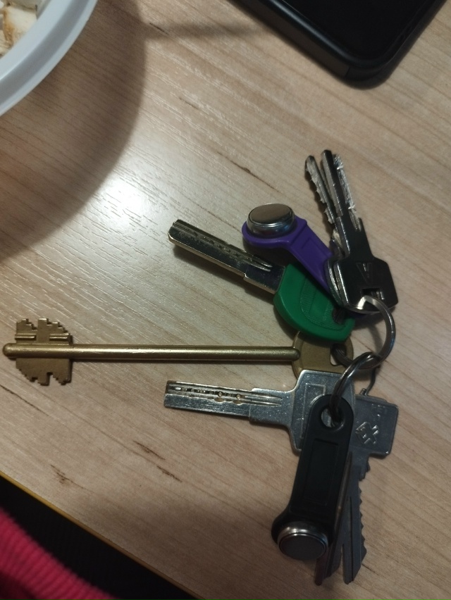 Ежедневно в 21 час по местному времени Ваши вопросы.
1⃣ ...