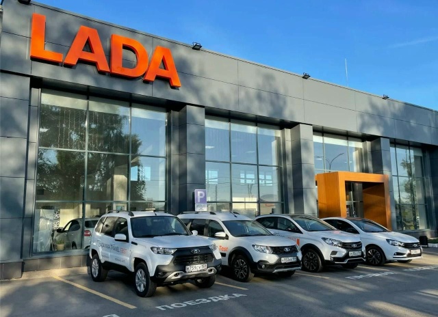 Автомобили Lada снова подорожают — АвтоВАЗ сообщил, что ...