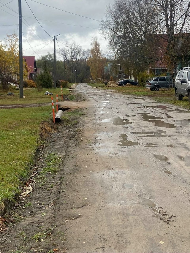 Дороги в Меленках превратились в полосу препятствий
...