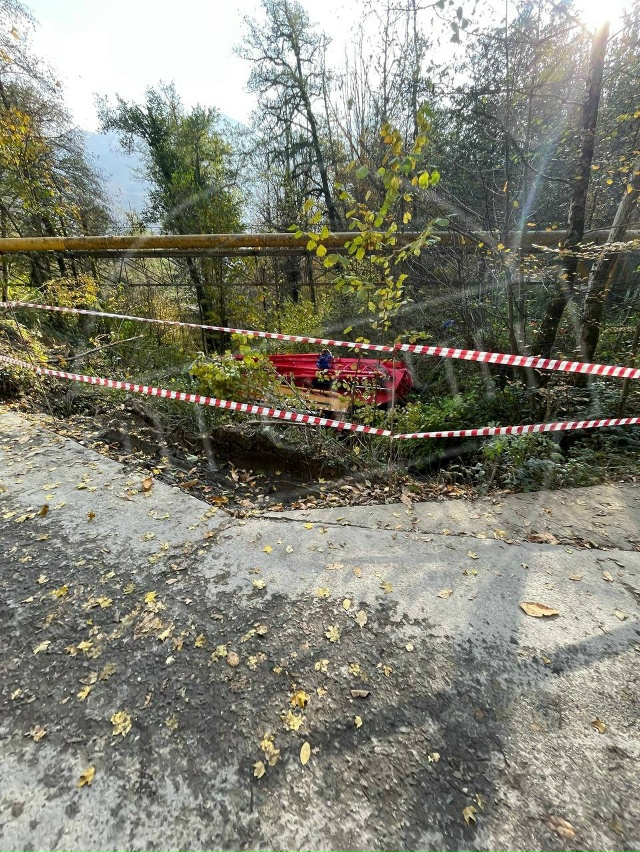 Строительная техника упала в кювет в Красной Поляне
П?...