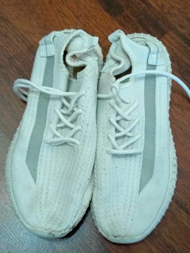 Отдам обувь пакетом в 1 руки
45 размер