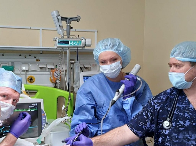 Врачи четырех больниц Свердловской области спасли жиз...