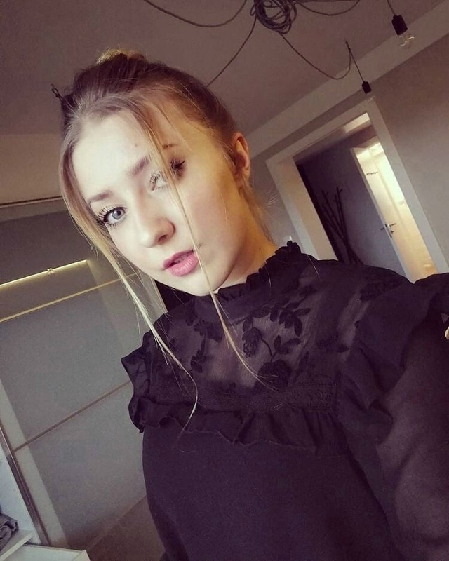 Ты веришь что я скромная ? )