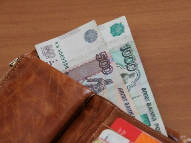 С россиян будут брать до 1500 рублей при покупке смартфо?...