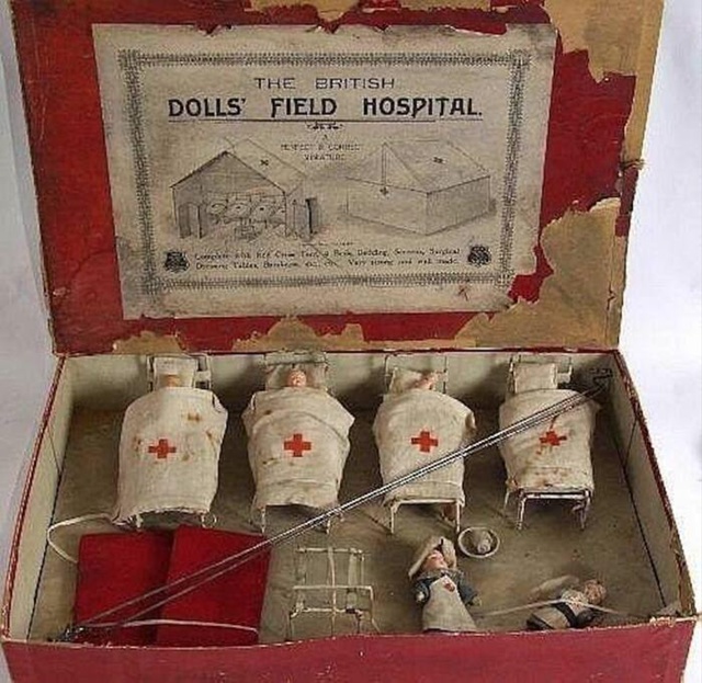 Военно–полeвой госпиталь с палаткой Красного Креста. ?...