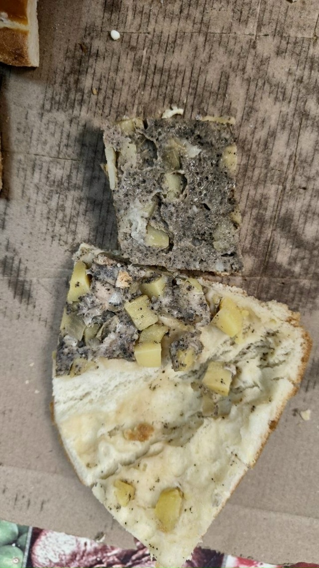 Анонимно! На юбилей коллеге, наш коллектив заказал пир?...