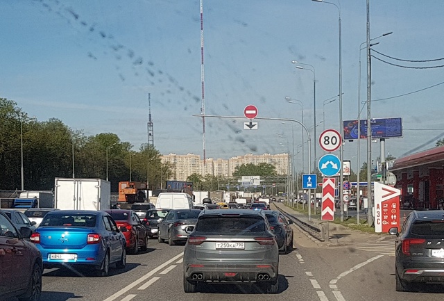 Как долго ГАИ будет игнорировать повальное нарушение ?...