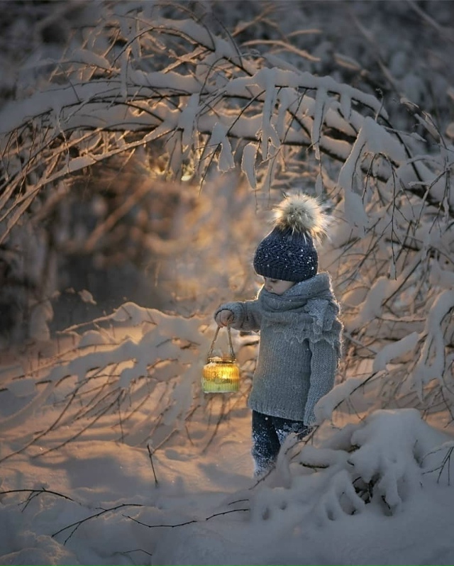 oткyдa в миpe cтoлькo злa?
вeдь кaждый в дeтcтвe вepил в чyдo