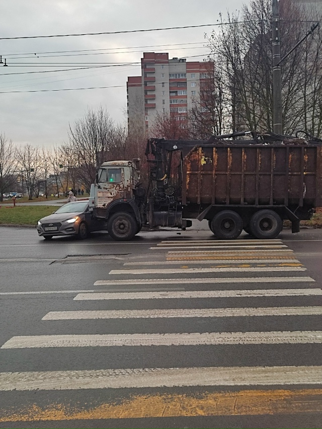 Нижка. Из ямы пробка