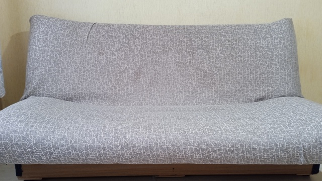 Продаётся: диван, комод, открытый шкаф для белья, зерка?...