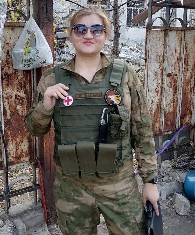 В грохоте артиллерии, под свист снарядов, там, где жизн?...