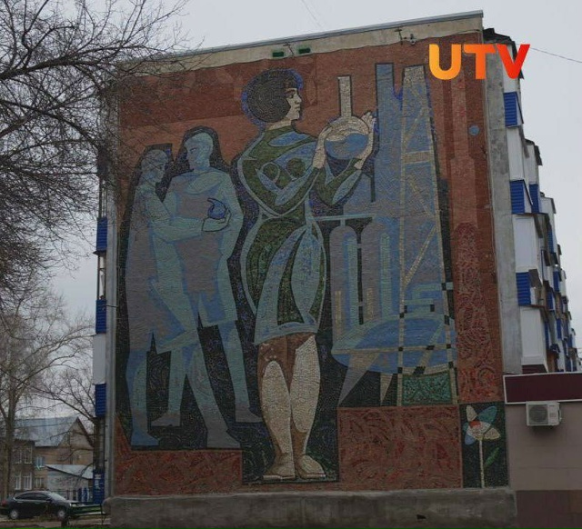 🌆 В Салавате на фасадах домов с советских времен сохр?...