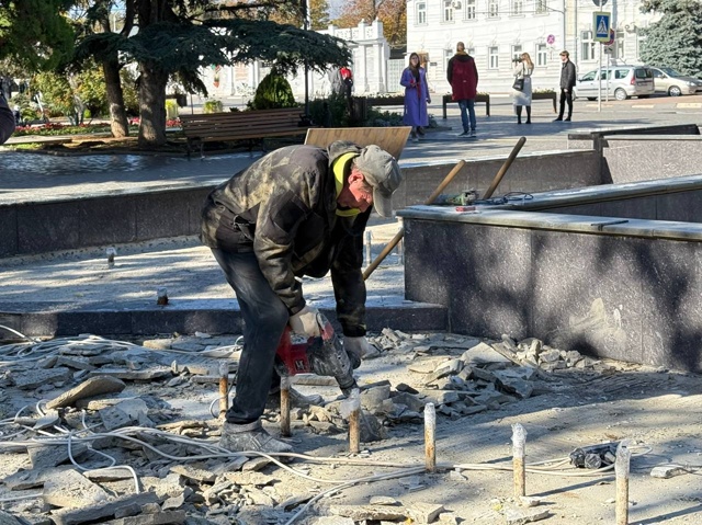 ⛲️Специалисты завершили консервацию городских фонта...