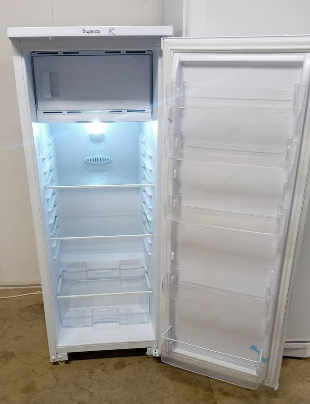 Продажа холодилники с гарантией все исправном состоян...