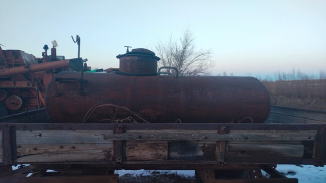 Продам заправку 2ПТС-4
+79867762059
Анон