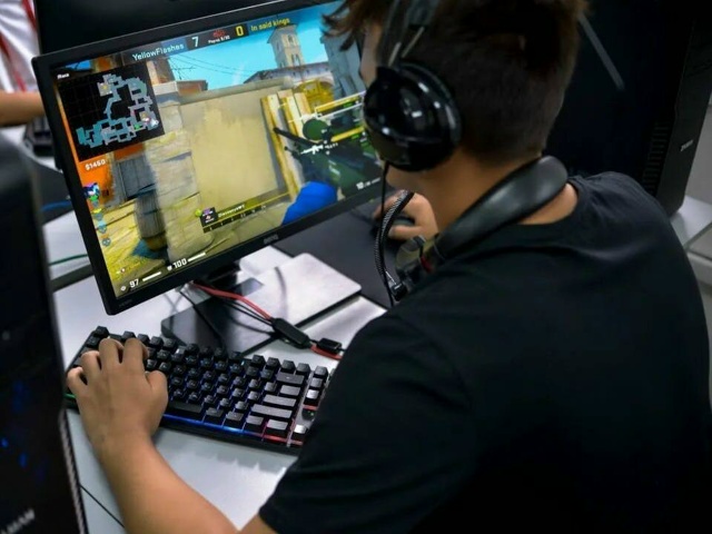 ⚡️️В России могут ввести ШТРАФЫ ЗА ЧИТЫ в играх‼️‼??...