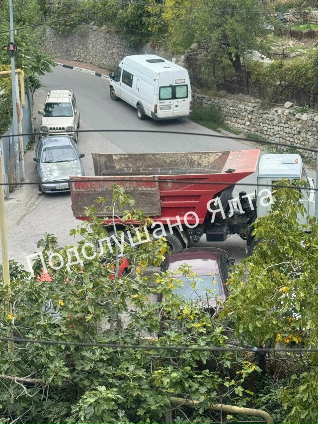 Подскажите, куда обратиться? Просто наглость этого вод...