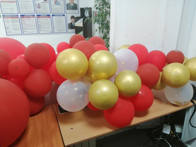 Может кому нужны шарики. Заберите СРОЧНО