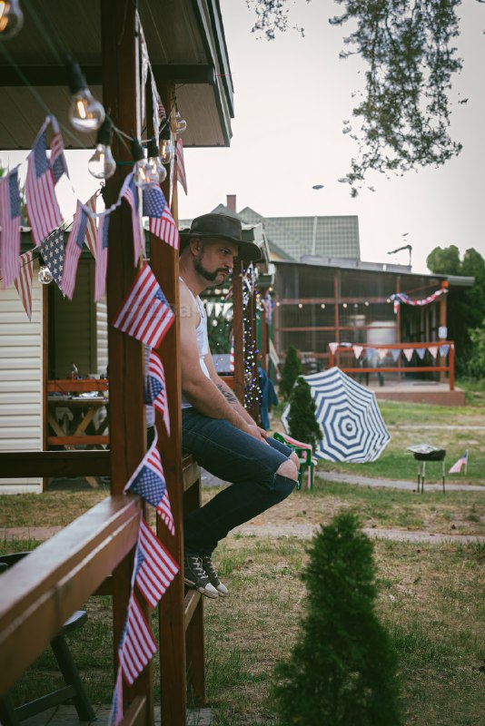 В Польше каждый год устраивают ролевые игры, где участники косят под американцев, отыгрывая все стер