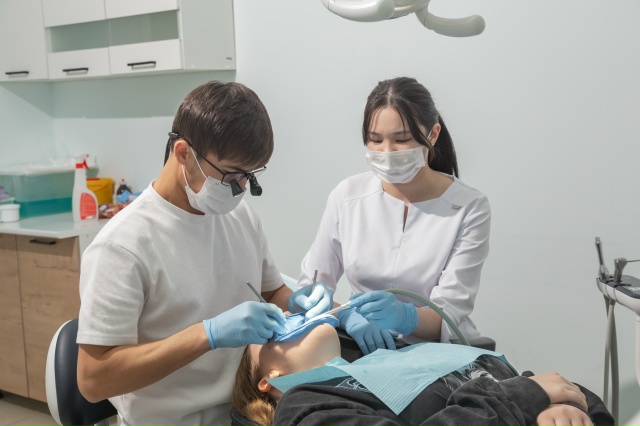 СТОМАТОЛОГИЯ Эмидент 📲 8-800-555-73-67 • stm.emident.ru
🏠 Стерлит...