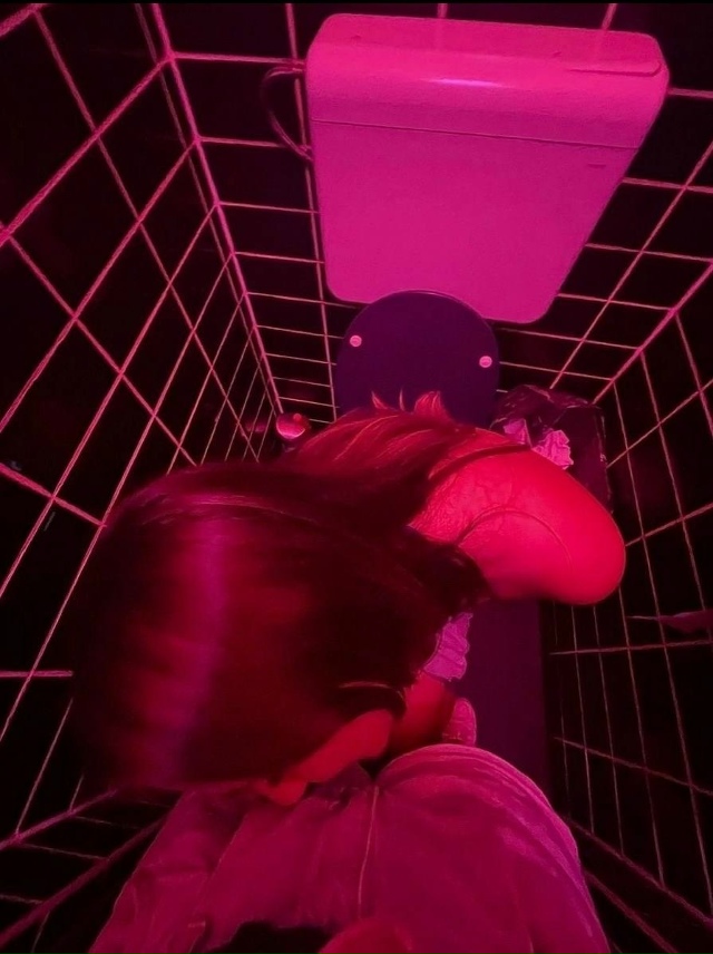 В телеграме набирает огромный хайп необычная пара из с...