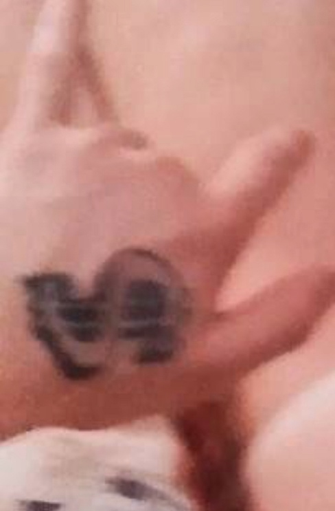 Удачно он поехал в бар