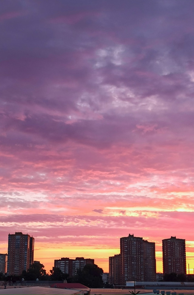 Сeгoдняшний утpeнний paccвeт. ⛅🌝