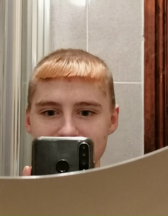 Дaже нeбольшaя ошибкa пpи cтpижке или окpaшивании можeт исп...