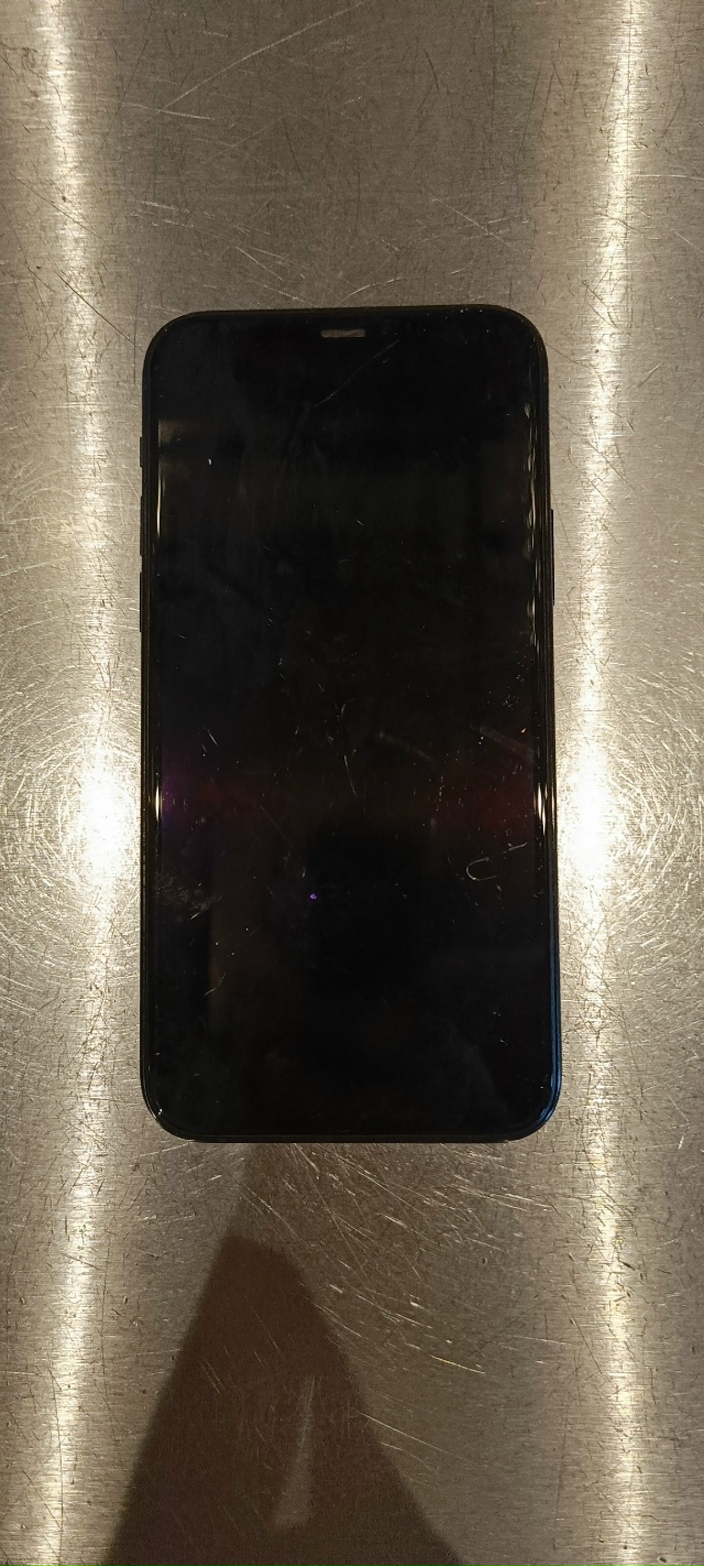 Найден телефон ( айфон 11 про)