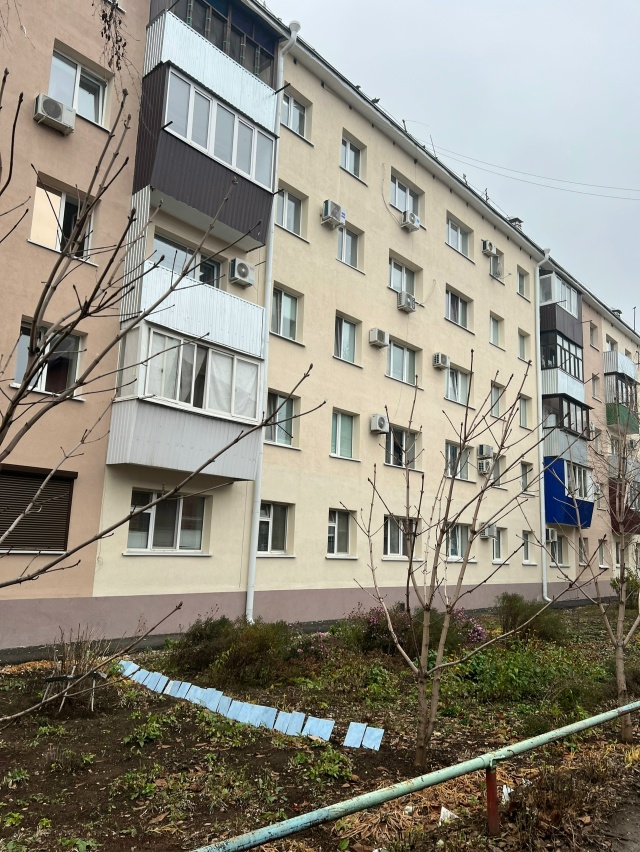 В микрорайоне покрасили фасады домов. Как вам?