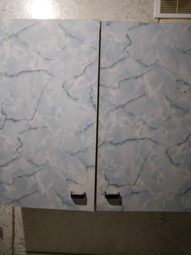 Отдам бесплатно 2 шкафа на кухню
Верхний 80×72×30
Нижний 8...